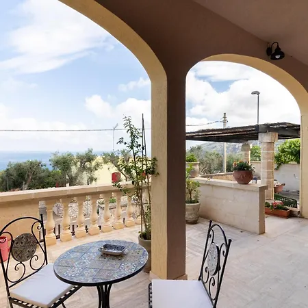 Serra Semesterbostad *