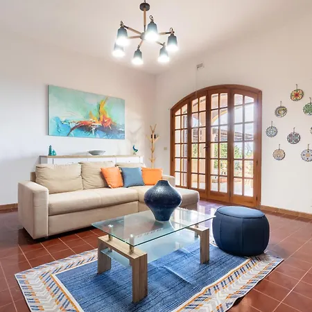 Semesterbostad Serra *