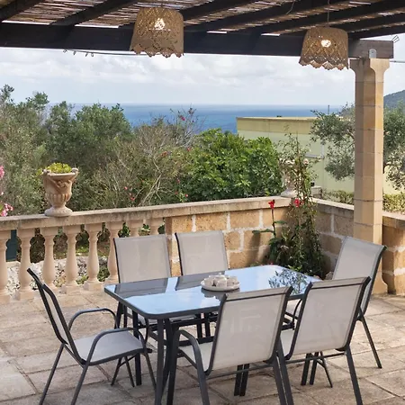 Serra Semesterbostad