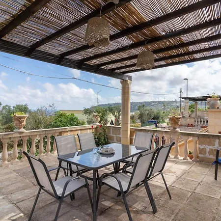 Semesterbostad Serra Marina Serra