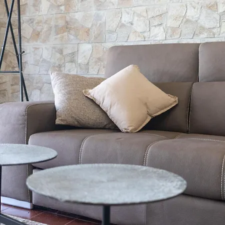 Serra Semesterbostad *